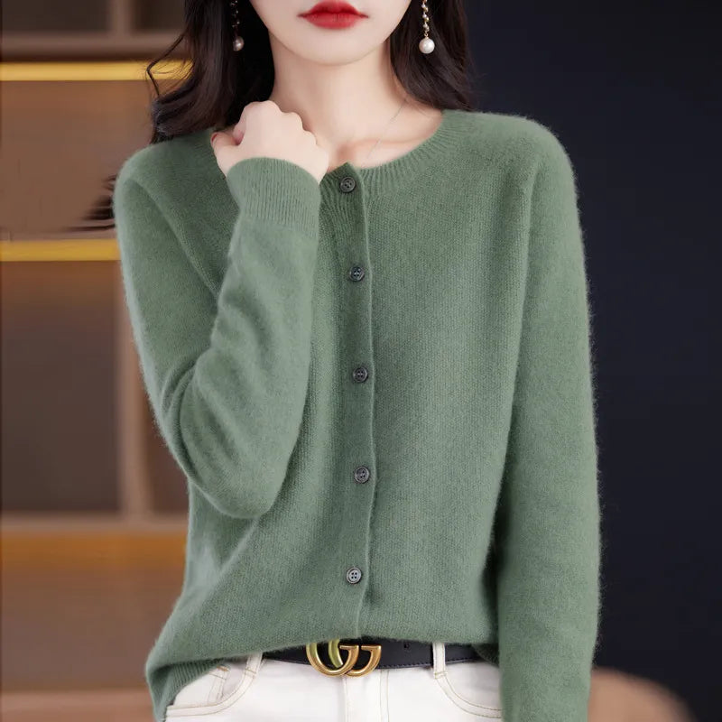 ByMoire. Elegante Knoopjes Cardigan