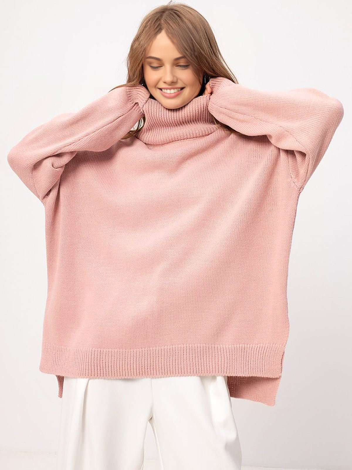 ByMoire. Oversized Trui met Split