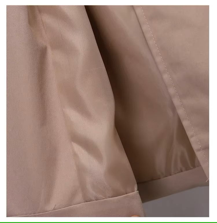 ByMoire. De Tijdloze Trenchcoat die Élke Outfit Upgrade