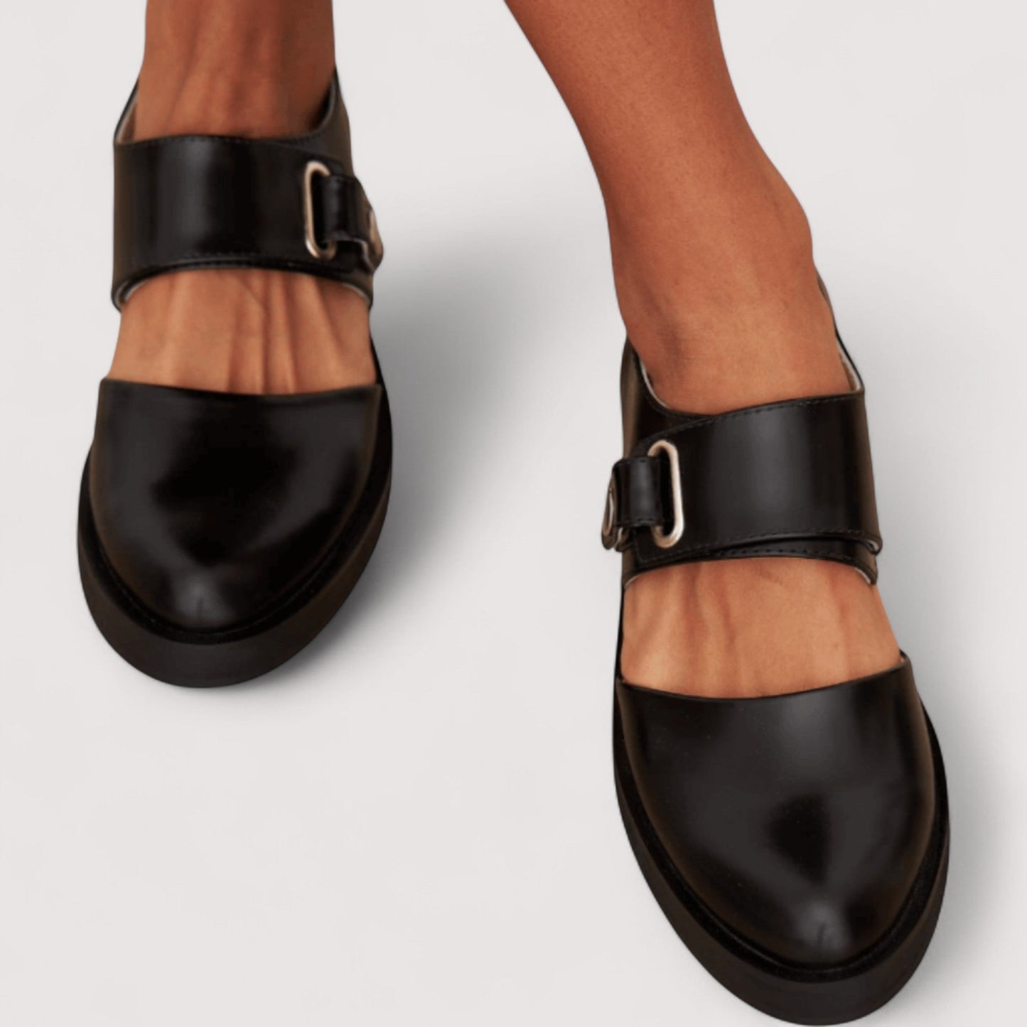 Lwofia - Tijdloze Elegante Sandalen