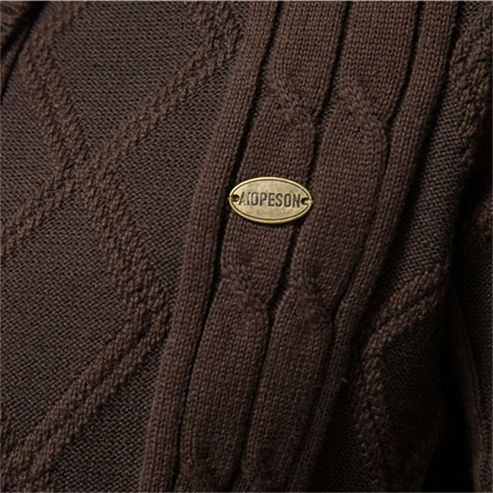 ByMoire. Cardigan Met Knopen