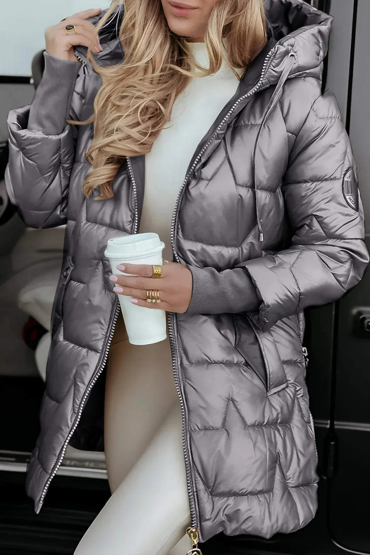 Nova | Elegante winterjas met capuchon en voering